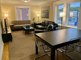 Professional Three Bedroom Condo Suite