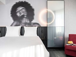 Tribe Amsterdam City