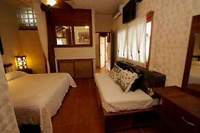 Hotel Villas Las Azucenas
