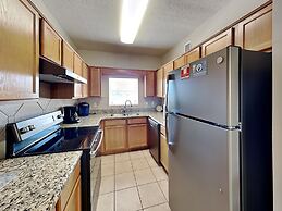 Bear Crossing by VTrips