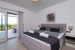 Holiday Villa Olive Tree