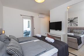 Holiday Villa Olive Tree