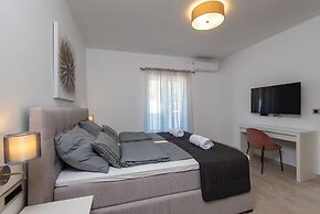 Holiday Villa Olive Tree