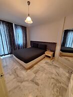 07 Group Hotel