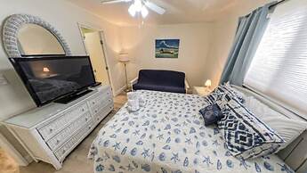 You Beach Ya - Bright and Cheery 2 Bedroom Unit in Palmetto Dunes by R
