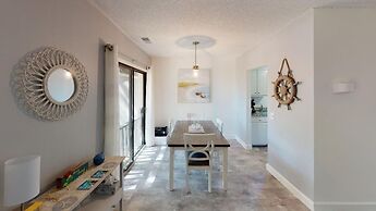 Stones Throw 63 - Pet-Friendly Townhome Near Folly Field Beach by RedA