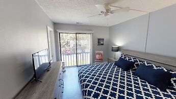 Stones Throw 63 - Pet-Friendly Townhome Near Folly Field Beach by RedA