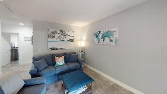 Stones Throw 63 - Pet-Friendly Townhome Near Folly Field Beach by RedA