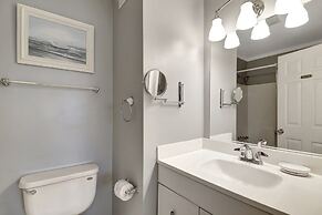 Escaptopia - Mid Island Villa with Multiple Pools by RedAwning