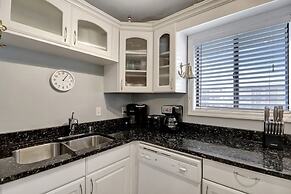 Escaptopia - Mid Island Villa with Multiple Pools by RedAwning