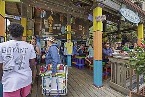 Escaptopia - Mid Island Villa with Multiple Pools by RedAwning