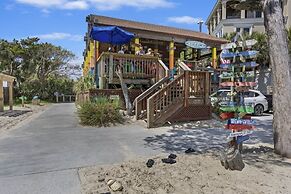 Escaptopia - Mid Island Villa with Multiple Pools by RedAwning