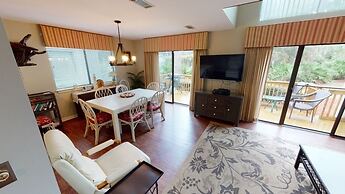 Seas the Day - Cozy and Sunny Villa in Ocean Gate by RedAwning