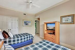 Shorenugh - Bright Villa with Rooftop Pool Next to Coligny Plaza by Re