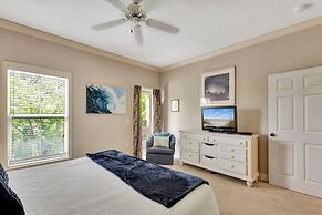 Shorenugh - Bright Villa with Rooftop Pool Next to Coligny Plaza by Re