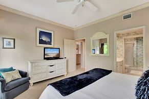 Shorenugh - Bright Villa with Rooftop Pool Next to Coligny Plaza by Re