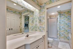 Shorenugh - Bright Villa with Rooftop Pool Next to Coligny Plaza by Re