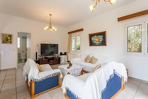 Villa Evie in Nisaki