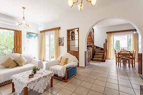 Villa Evie in Nisaki