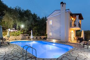 Villa Evie in Nisaki