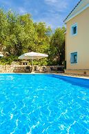 Villa Evie in Nisaki