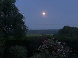 Unique Quirky Studio in Spreyton