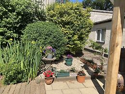 Unique Quirky Studio in Spreyton