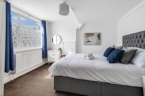 NEW Stunning & Stylish 2BD Flat Paignton Devon