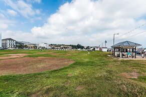 NEW Stunning & Stylish 2BD Flat Paignton Devon