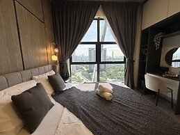 Arte Mont Kiara Managed by Airhost