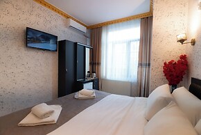 Golden Horn Park Hotel