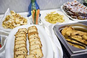 Golden Horn Park Hotel