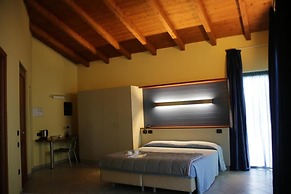 Room in Guest Room - Spacious Double Room in Alba