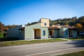 Room in Guest Room - Spacious Double Room in Alba