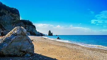 Villa Serenity House of an Elegant Immaculate Luxury Authentic Relaxin