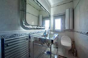 Villa Serenity House of an Elegant Immaculate Luxury Authentic Relaxin