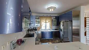 Villa Serenity House of an Elegant Immaculate Luxury Authentic Relaxin