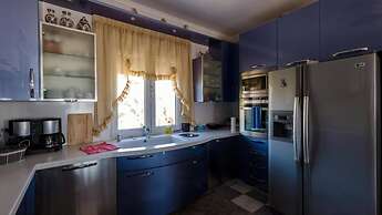 Villa Serenity House of an Elegant Immaculate Luxury Authentic Relaxin