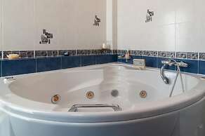 Villa Serenity House of an Elegant Immaculate Luxury Authentic Relaxin