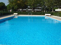 Great Apartment With Swimming Pool in a Good Location by Beahost Renta