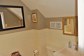 The Bungalow at Grand Forks