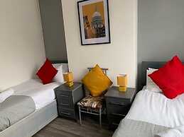 Gateway Mews Wv1 Stays 5beds Parking Long Stay Discounts