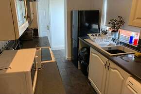 Gateway Mews Wv1 Stays 5beds Parking Long Stay Discounts