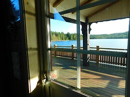 Lake View Cabin