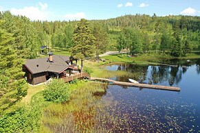 Lake View Cabin