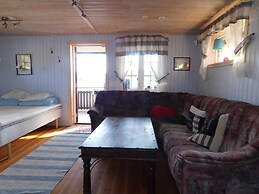 Lake View Cabin