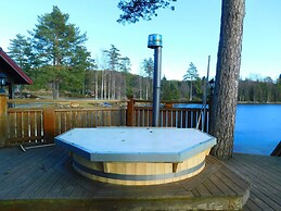 Lake View Cabin