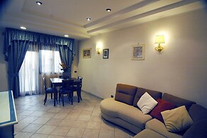 Roma Chic House - Luxury Apartment 1 People for Business Studio
