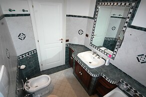 Roma Chic House - Luxury Apartment 1 People for Business Studio