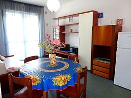 Bright Apartment Near the Beach With a Lovely Terrace by Beahost Renta